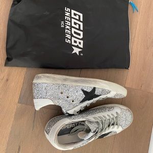 Sparkly Golden Goose